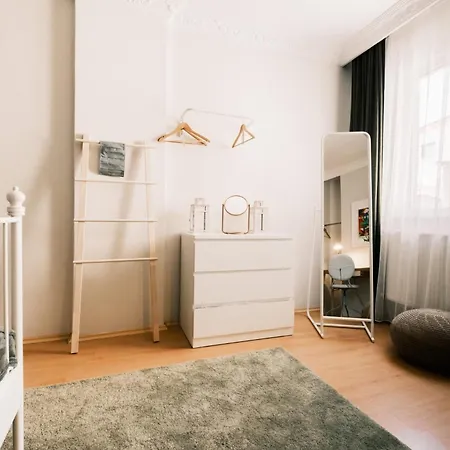 Apartament Flat W Balcony Near Taksim Square In Istiklal