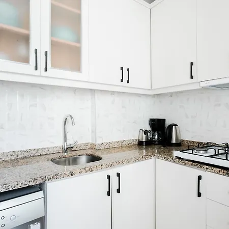 Flat W Balcony Near Taksim Square In Istiklal Apartament